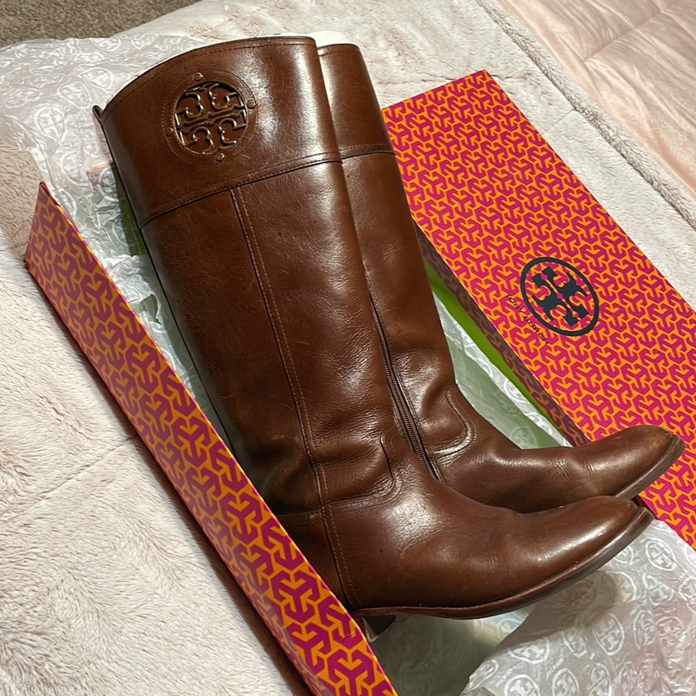 Tory Burch Kiernan Riding Boot